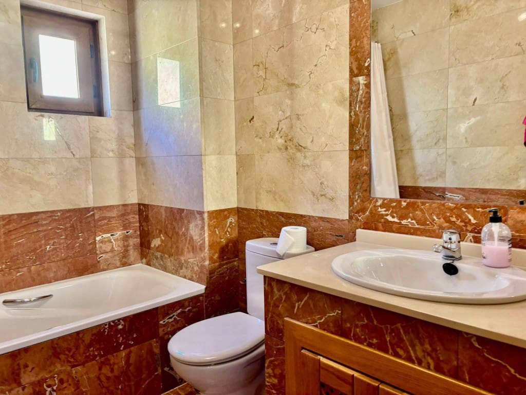 2 soveværelse Lejlighed til salg i Las Ramblas Golf med swimmingpool - € 210.000 (Ref: 10085179)