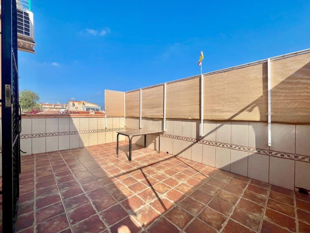 3 sypialnia Willa na sprzedaż w Playa Flamenca z basenem garażem - 254 000 € (Ref: 10085187)