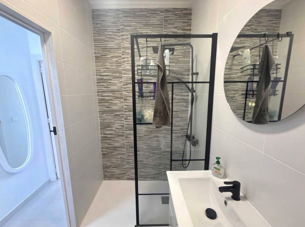 Bungalow de 2 habitaciones en La Florida en venta con piscina - 169.950 € (Ref: 10085191)