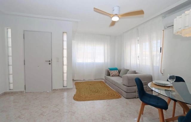 3 quarto Moradia Geminada para venda em Los Altos com piscina garagem - 225 000 € (Ref: 10085192)