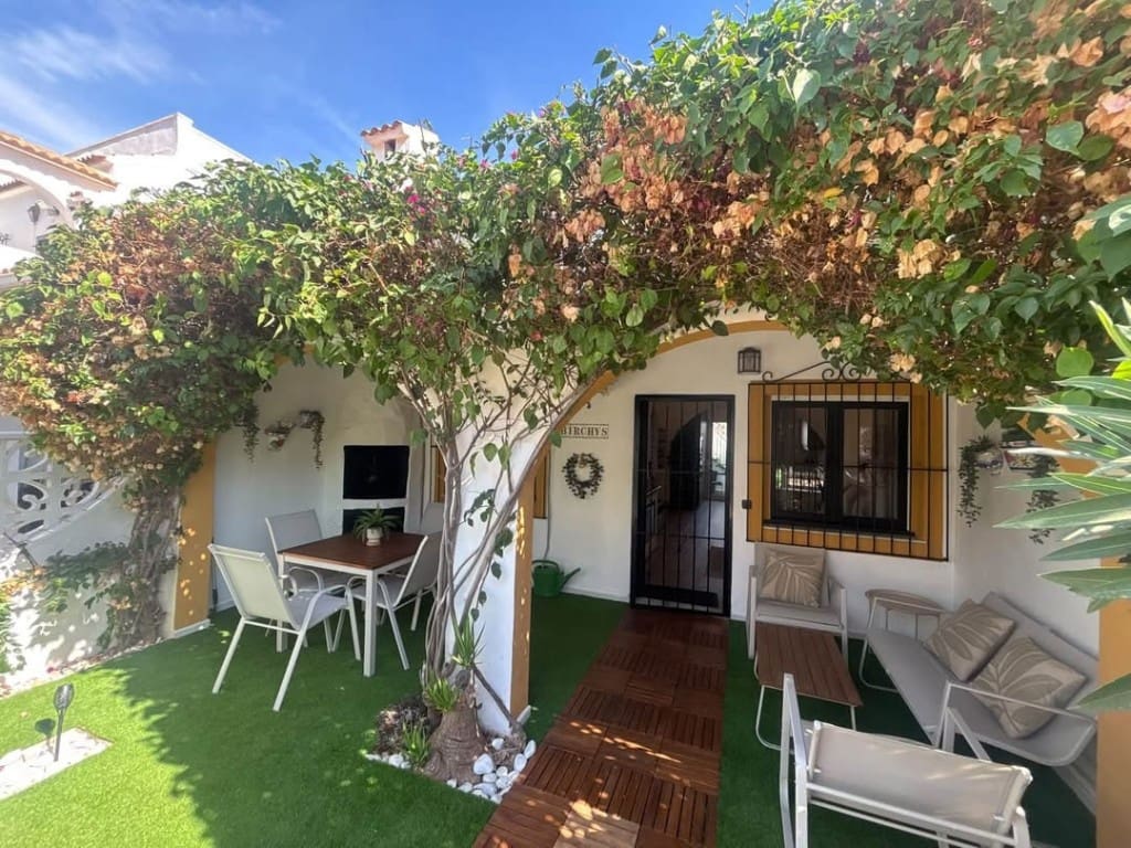 2 quarto Bungalow para venda em Villamartin - 194 950 € (Ref: 10085194)