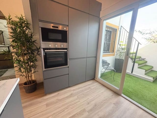2 quarto Bungalow para venda em Villamartin, Orihuela - 194 950 € (Ref: 10085194)
