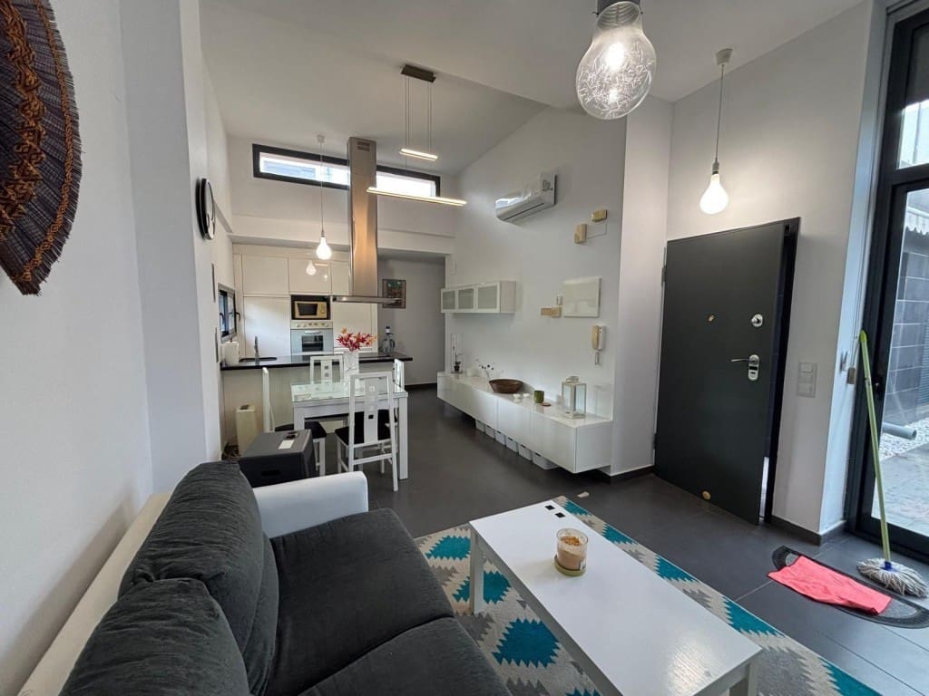 2 bedroom Townhouse for sale in Villamartin with pool - € 259,000 (Ref: 10085196)
