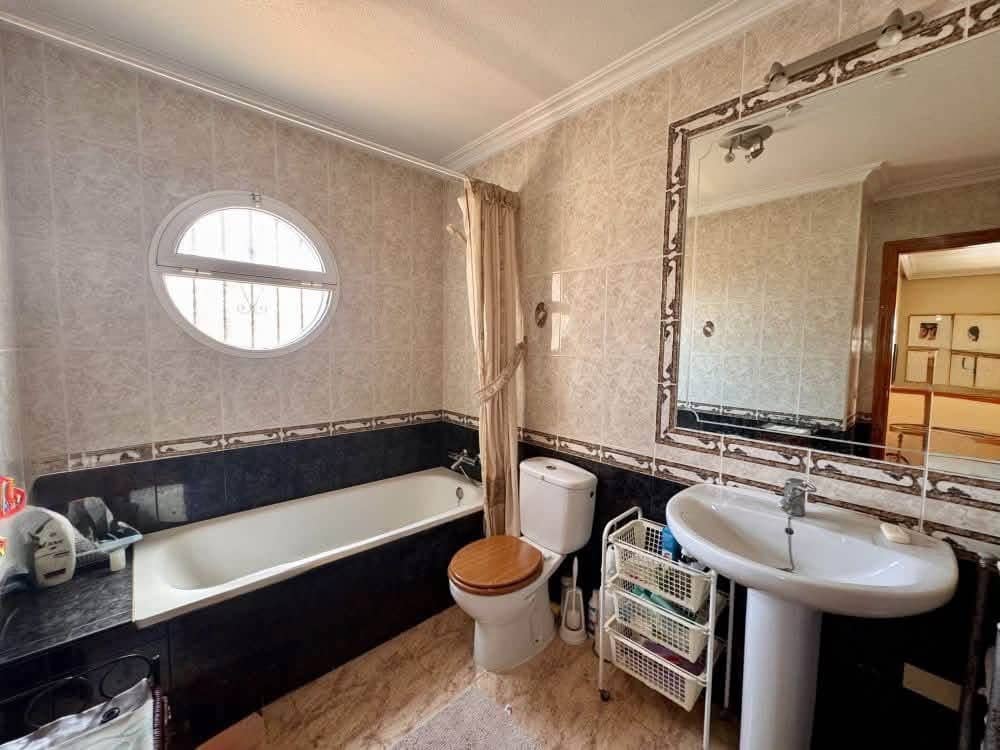 2 quarto Moradia Geminada para venda em Playa Flamenca com piscina garagem - 234 900 € (Ref: 10085197)