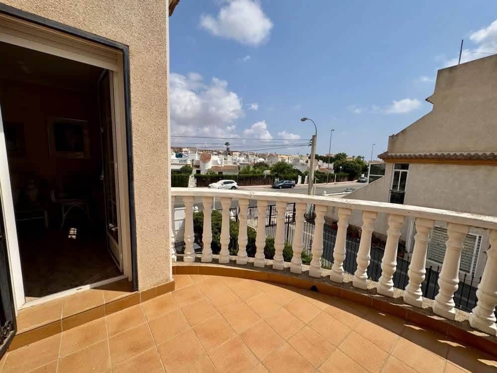 2 quarto Moradia Geminada para venda em Playa Flamenca com piscina garagem - 234 900 € (Ref: 10085197)
