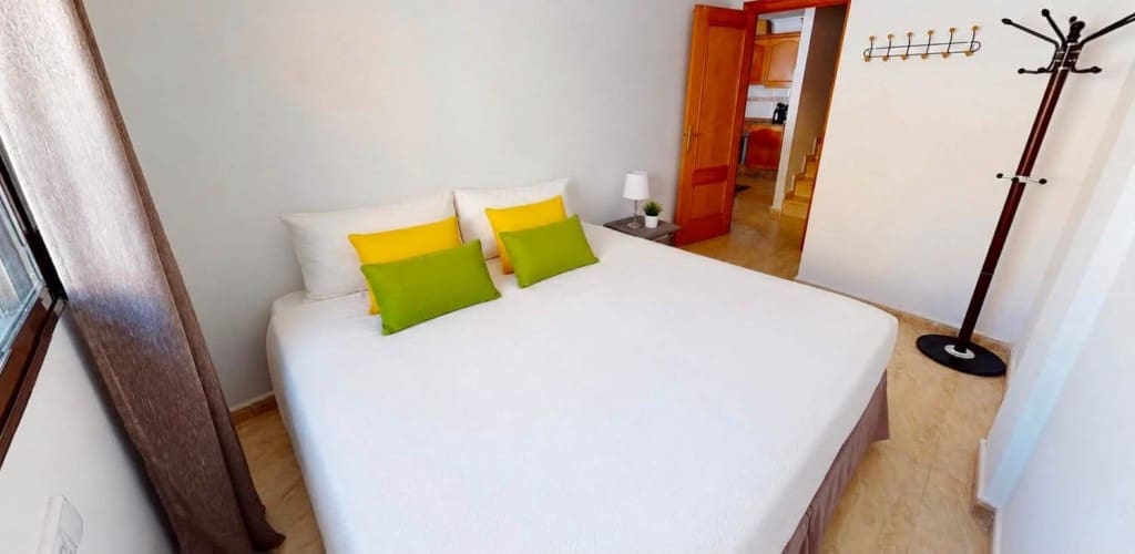 3 quarto Moradia Geminada para venda em Playa Flamenca com piscina - 219 000 € (Ref: 10085198)