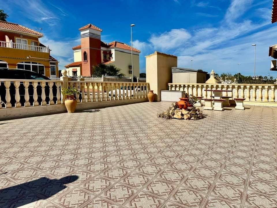 2 quarto Moradia Geminada para venda em Cabo Roig - 230 000 € (Ref: 10085199)