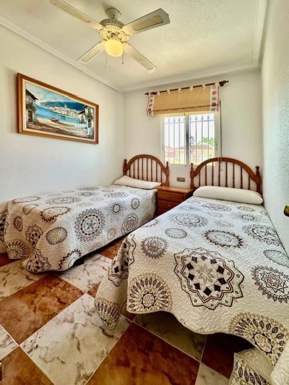 2 quarto Moradia Geminada para venda em Cabo Roig - 230 000 € (Ref: 10085199)