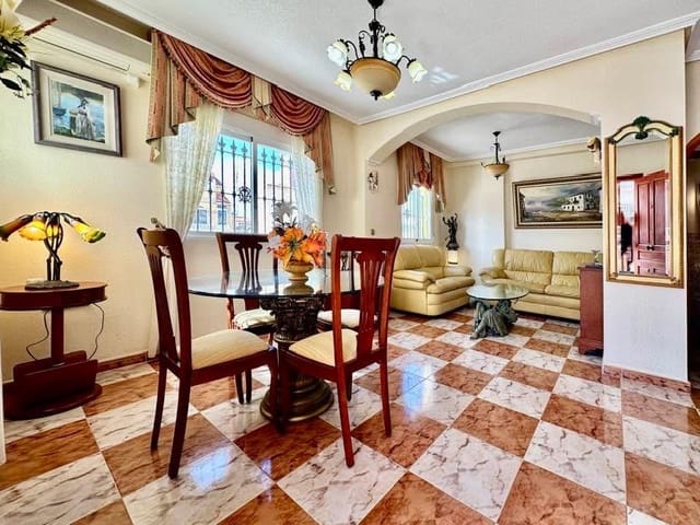 2 quarto Moradia Geminada para venda em Cabo Roig, Orihuela - 230 000 € (Ref: 10085199)
