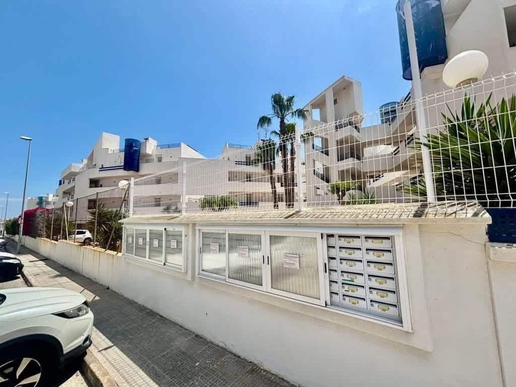 2 quarto Apartamento para venda em Playa Flamenca com piscina garagem - 199 990 € (Ref: 10085202)