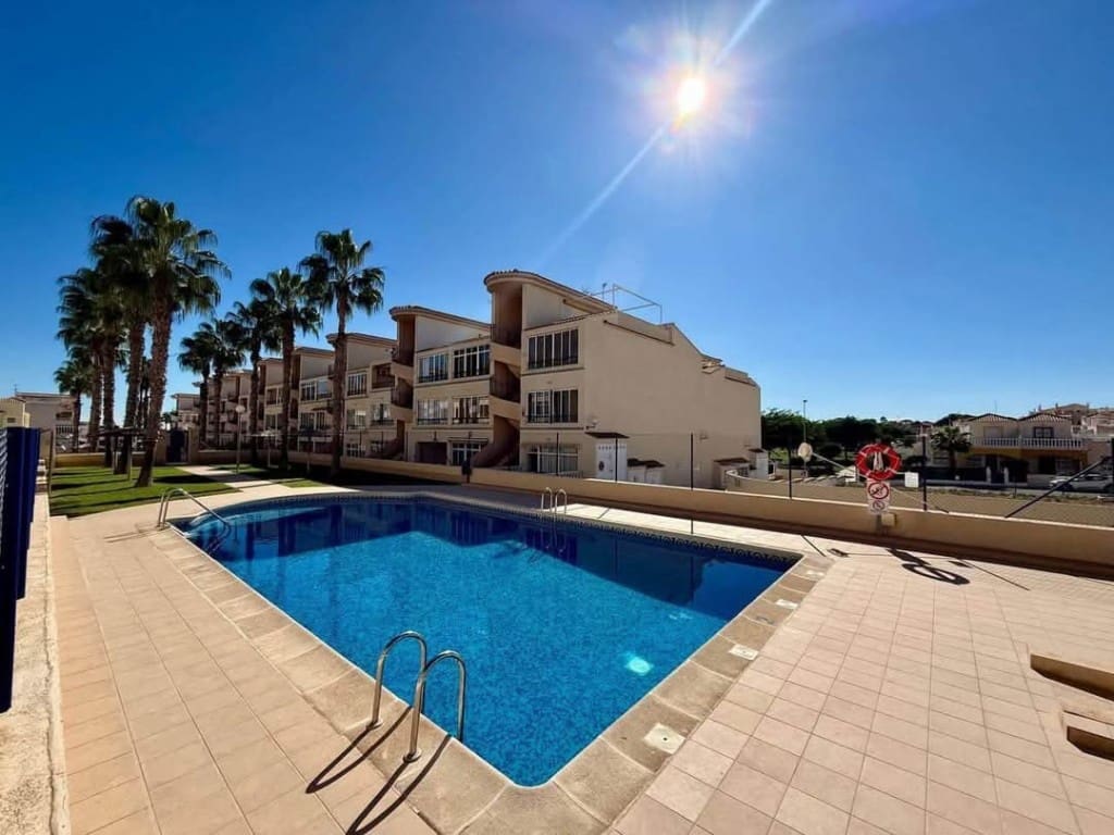 2 bedroom Apartment for sale in Orihuela Costa with pool garage - € 144,900 (Ref: 10085204)