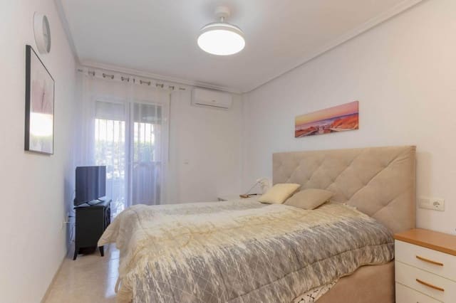 2 soveværelse Lejlighed til salg i Playa Flamenca, Orihuela med swimmingpool - € 217.000 (Ref: 10085205)