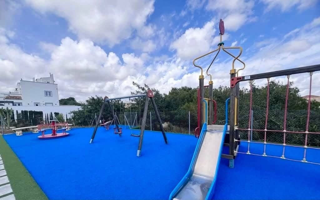 2 sovrum Lägenhet till salu i Los Altos med pool garage - 159 000 € (Ref: 10085206)