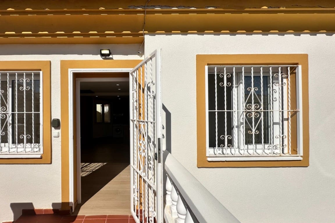 2 sypialnia Apartament na sprzedaż w Playa Flamenca z basenem - 160 000 € (Ref: 10085207)