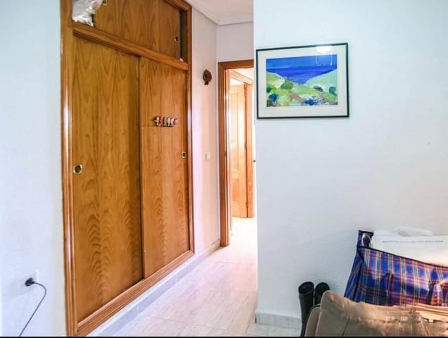 4 makuuhuone Huoneisto myytävänä paikassa La Florida, Orihuela mukana uima-altaan - 235 000 € (Ref: 10091541)