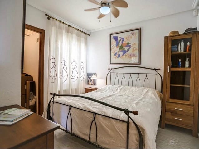 4 makuuhuone Huoneisto myytävänä paikassa La Florida, Orihuela mukana uima-altaan - 235 000 € (Ref: 10091541)
