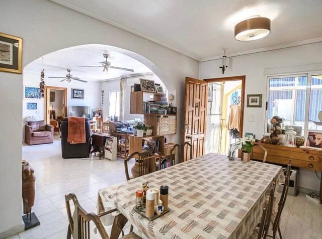 4 makuuhuone Huoneisto myytävänä paikassa La Florida, Orihuela mukana uima-altaan - 235 000 € (Ref: 10091541)