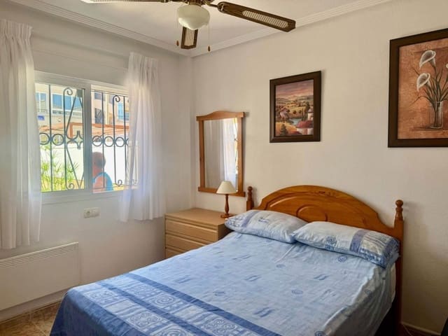 2 slaapkamer Appartement te koop in Punta Prima, Orihuela met zwembad - € 179.950 (Ref: 10091542)