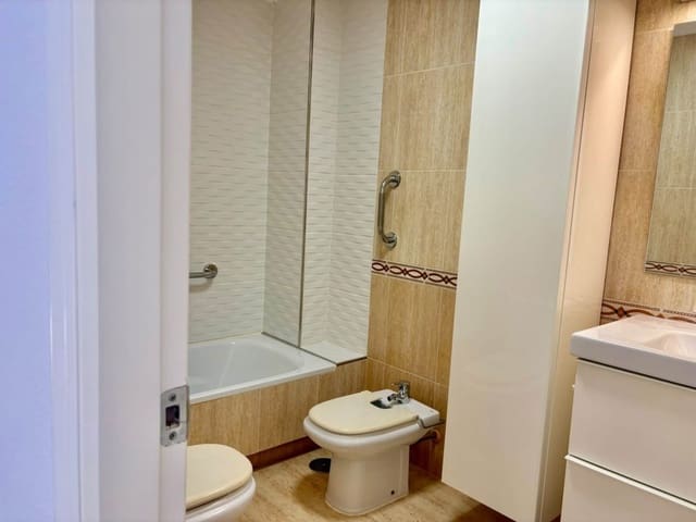 3 sovrum Hus till salu i Playa Flamenca, Orihuela med pool garage - 220 000 € (Ref: 10094801)