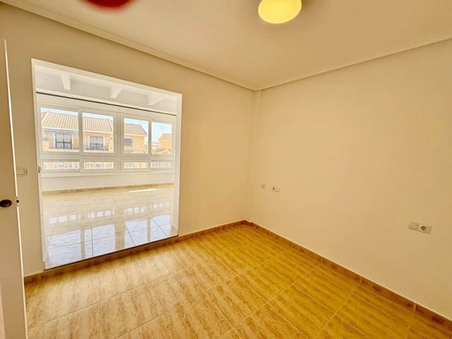 3 sovrum Hus till salu i Playa Flamenca, Orihuela med pool garage - 220 000 € (Ref: 10094801)