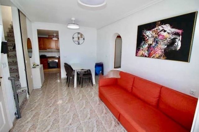 2 makuuhuone Huoneisto myytävänä paikassa Cabo Roig, Orihuela mukana uima-altaan - 169 000 € (Ref: 10112172)