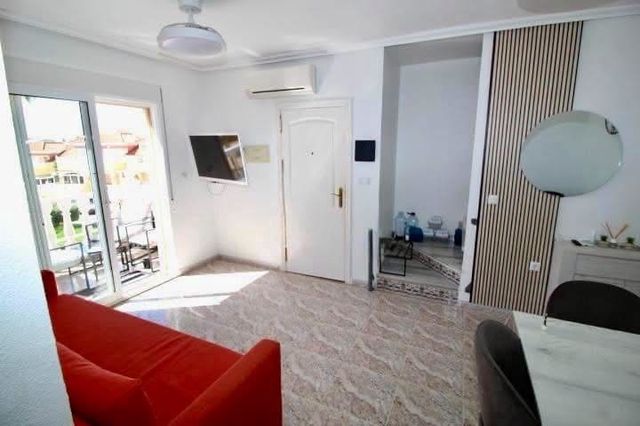 2 makuuhuone Huoneisto myytävänä paikassa Cabo Roig, Orihuela mukana uima-altaan - 169 000 € (Ref: 10112172)