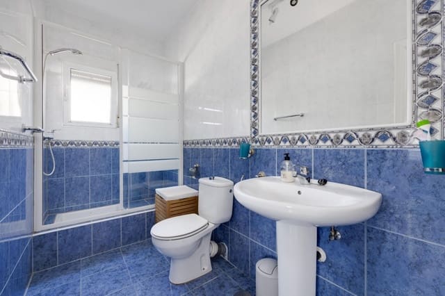 5 bedroom Villa for sale in Cabo Roig, Orihuela with pool garage - € 590,000 (Ref: 10120582)
