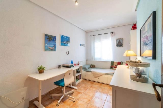 4 sypialnia Willa na sprzedaż w Los Balcones z basenem garażem - 369 000 € (Ref: 10120583)