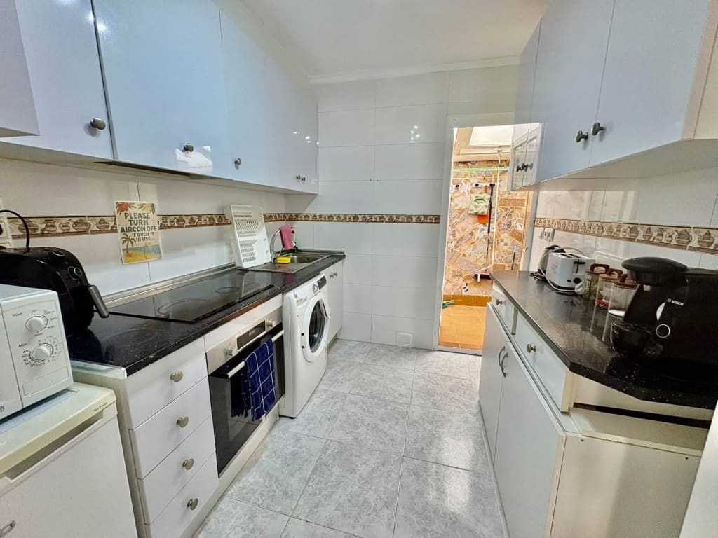 3 bedroom Apartment for sale in La Florida with pool - € 169,950 (Ref: 10125043)
