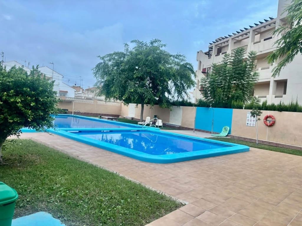 3 bedroom Apartment for sale in La Florida with pool - € 169,950 (Ref: 10125043)