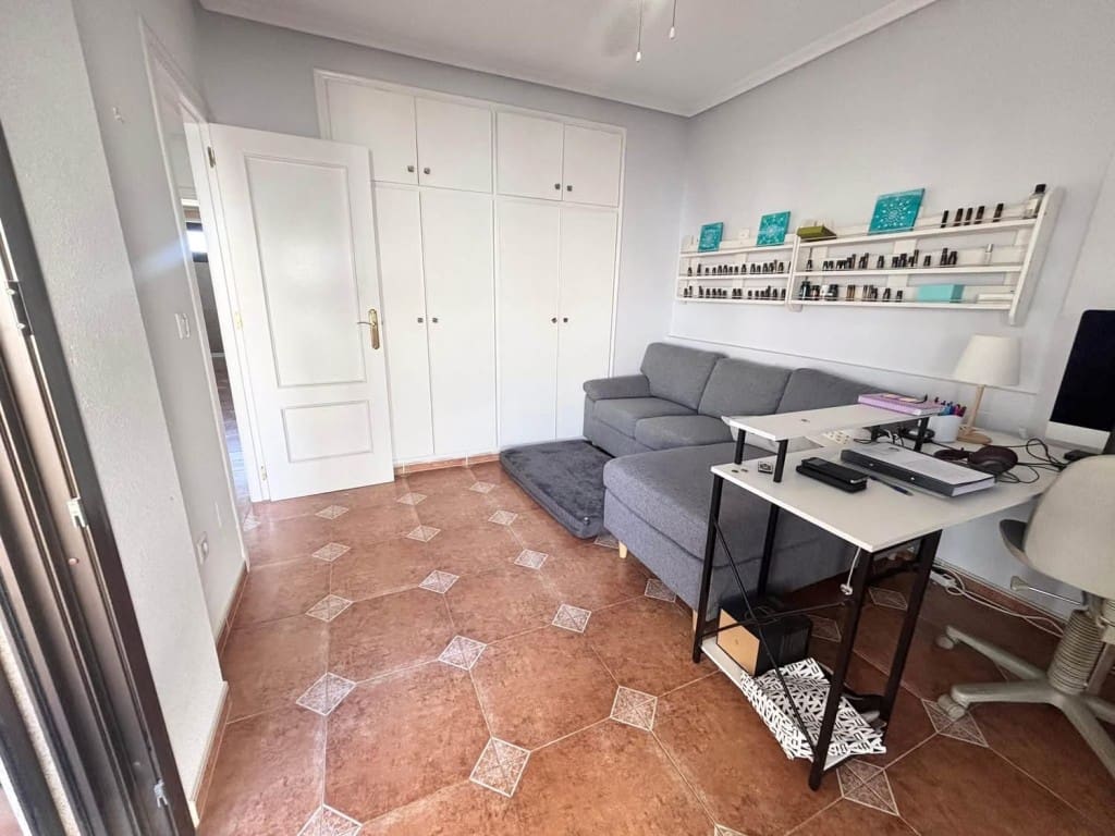 3 quarto Casa em Banda para venda em Playa Flamenca com piscina garagem - 269 000 € (Ref: 10134902)