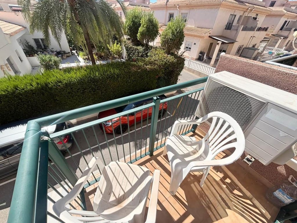 3 quarto Casa em Banda para venda em Playa Flamenca com piscina garagem - 269 000 € (Ref: 10134902)