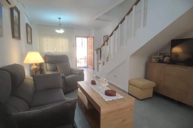 3 soveværelse Byhus til salg i Playa Flamenca, Orihuela med swimmingpool - € 200.000 (Ref: 10134904)
