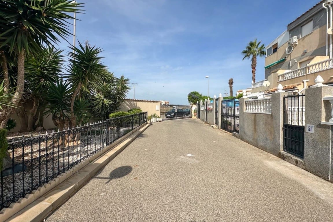 2 camera da letto Casa in vendita in Playa Flamenca con piscina garage - 180.000 € (Rif: 10147398)