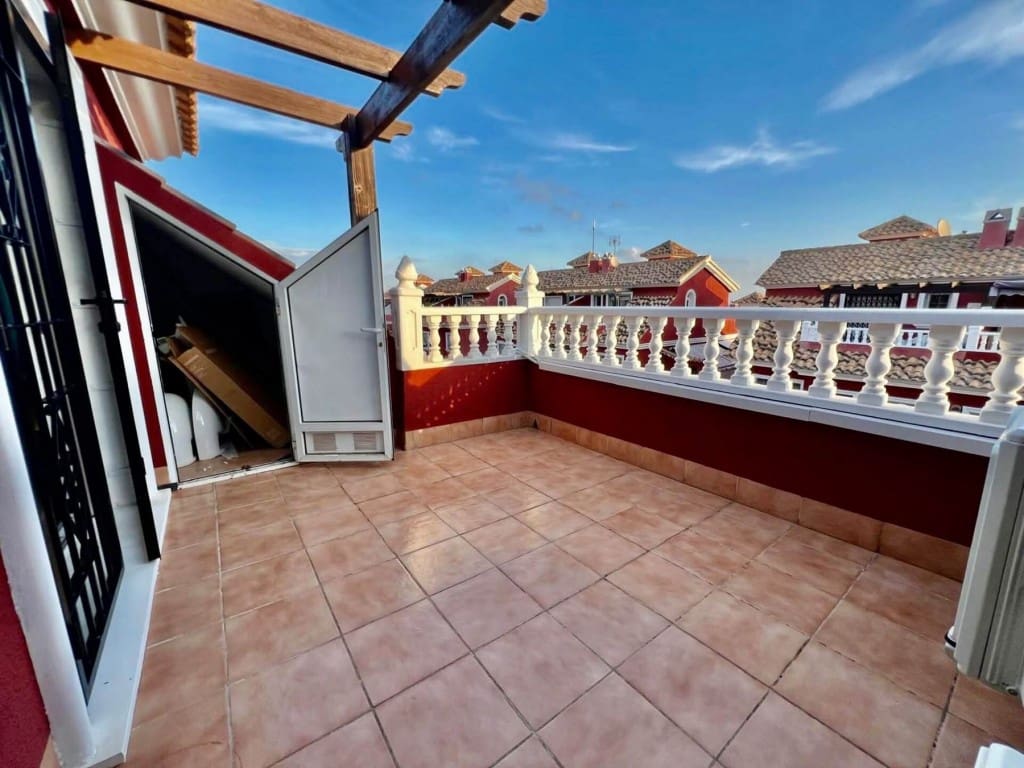 Pareado de 3 habitaciones en Villamartin en venta con piscina garaje - 289.000 € (Ref: 10154346)