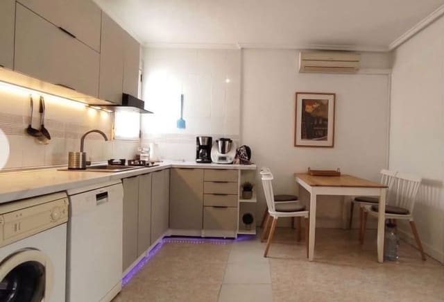 2 soverom Leilighet til salgs i Los Balcones med svømmebasseng - € 149 000 (Ref: 10156829)