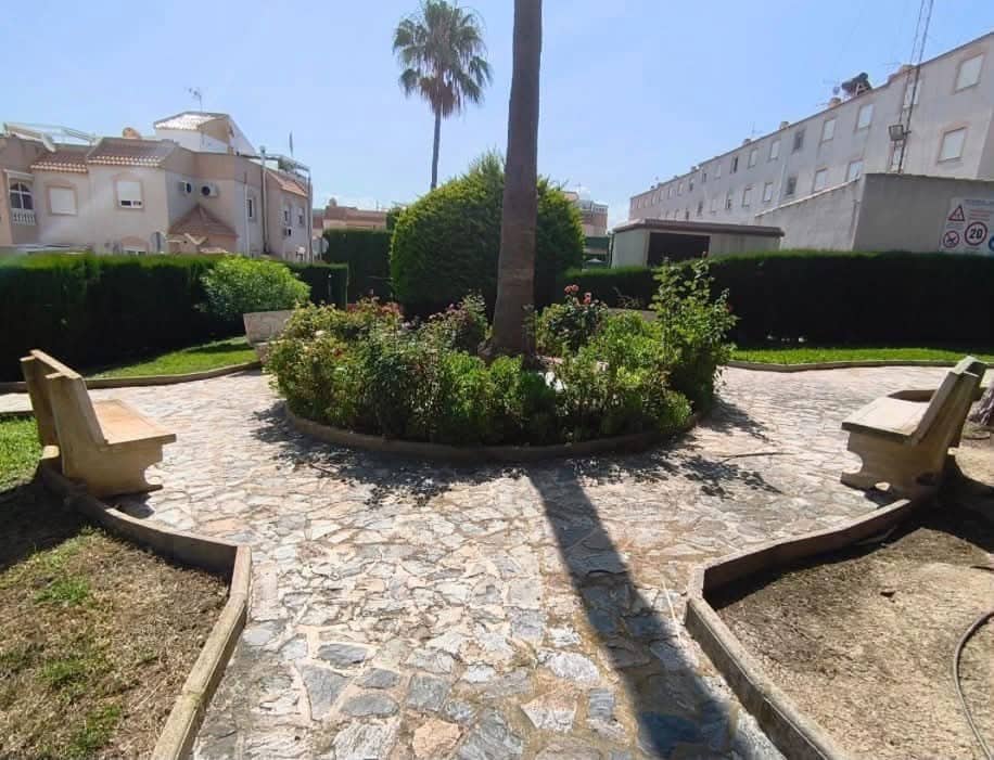 2 slaapkamer Appartement te koop in Los Balcones met zwembad - € 149.000 (Ref: 10156829)