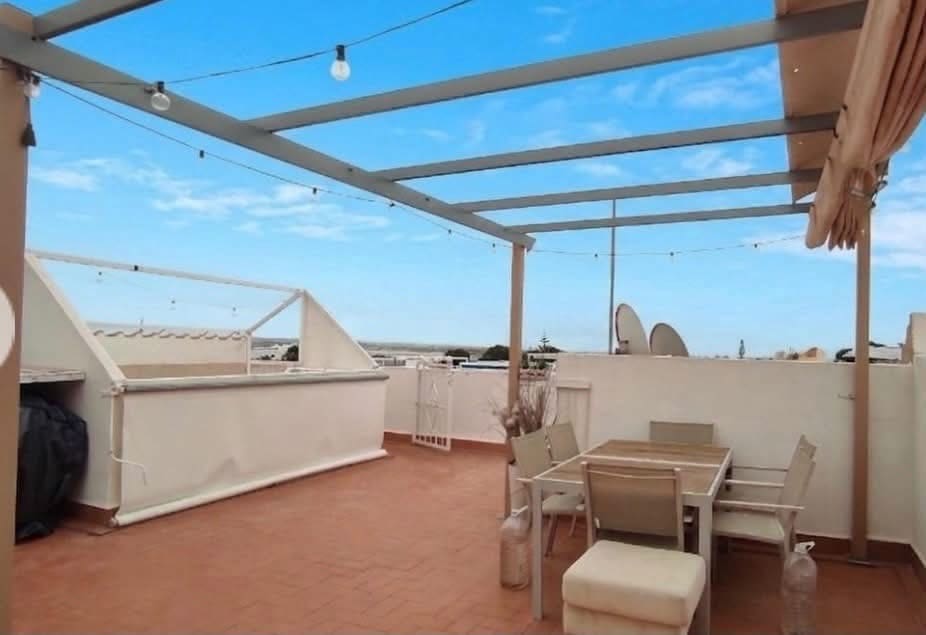 2 slaapkamer Appartement te koop in Los Balcones met zwembad - € 149.000 (Ref: 10156829)