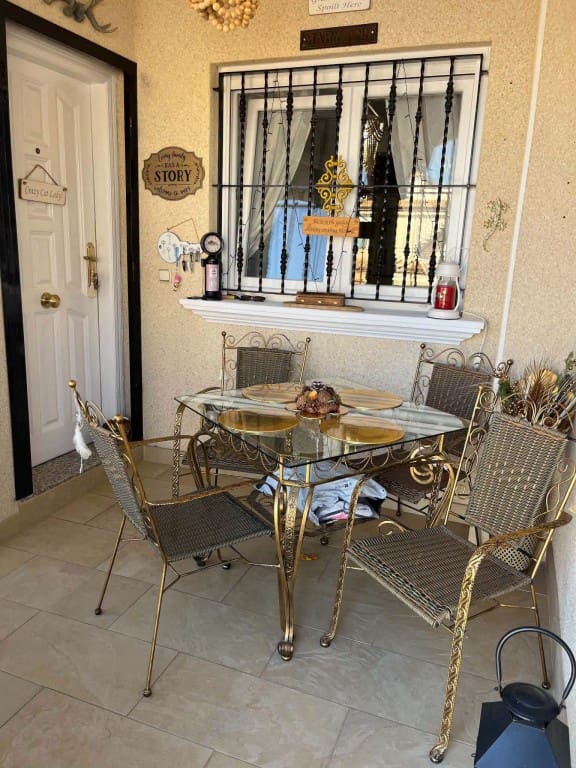 3 bedroom Semi-detached Villa for sale in Villamartin with pool garage - € 319,990 (Ref: 10158918)