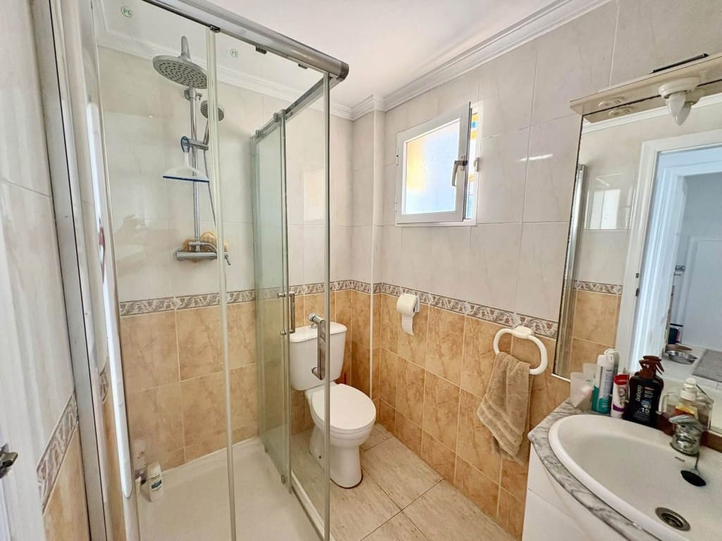 3 bedroom Semi-detached Villa for sale in Los Altos with pool - € 219,000 (Ref: 10158920)