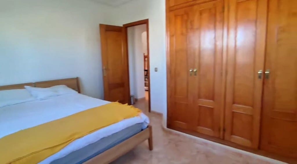 3 bedroom Villa for sale in La Zenia with pool garage - € 349,000 (Ref: 10160003)