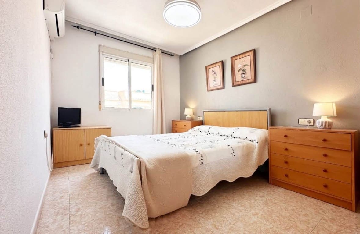 2 soveværelse Lejlighed til salg i Los Balcones med swimmingpool - € 154.900 (Ref: 10160005)