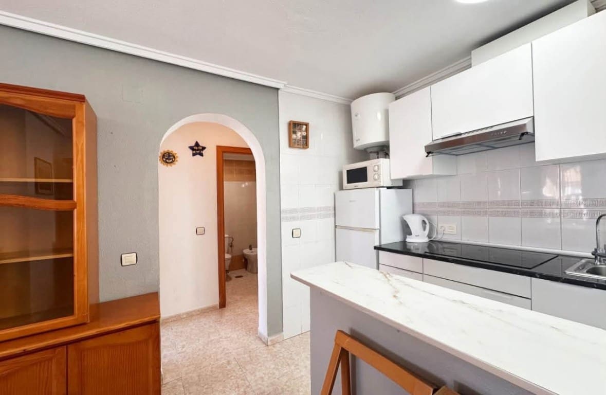 2 soveværelse Lejlighed til salg i Los Balcones med swimmingpool - € 154.900 (Ref: 10160005)