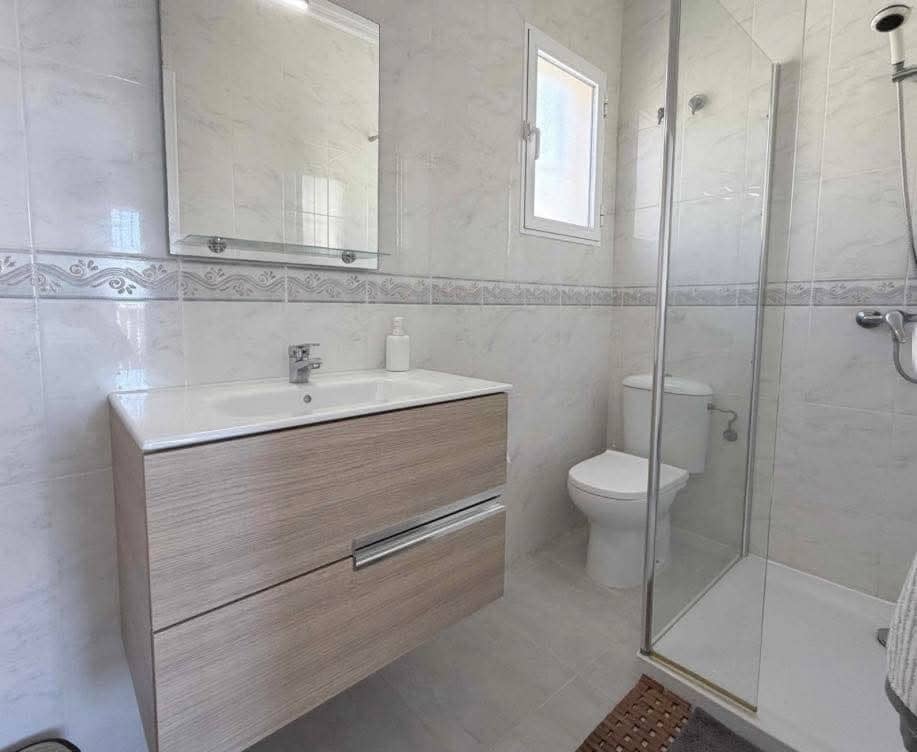 3 bedroom Townhouse for sale in Playa Flamenca with pool garage - € 185,000 (Ref: 10160006)