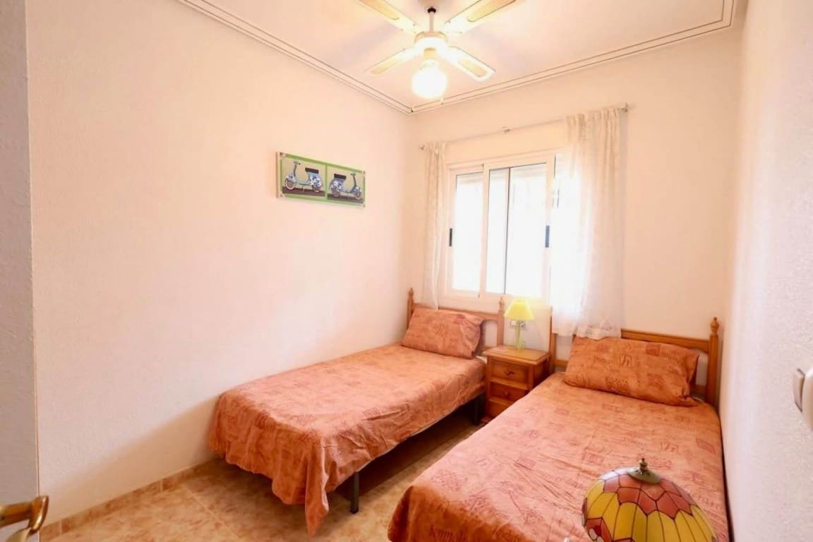 2 bedroom Apartment for sale in La Zenia with pool garage - € 160,000 (Ref: 10160120)