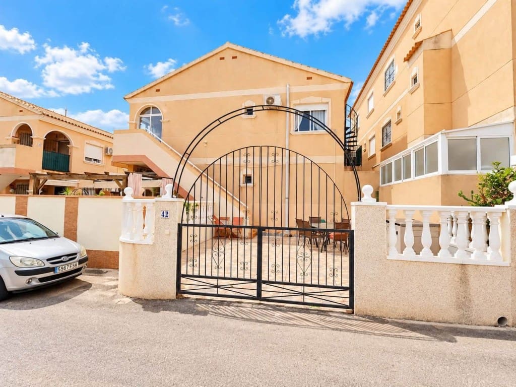2 bedroom Apartment for sale in La Zenia with pool garage - € 160,000 (Ref: 10160120)