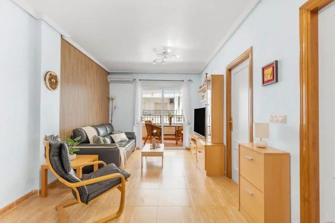 2 bedroom Apartment for sale in Playa Flamenca with pool garage - € 142,000 (Ref: 10160122)