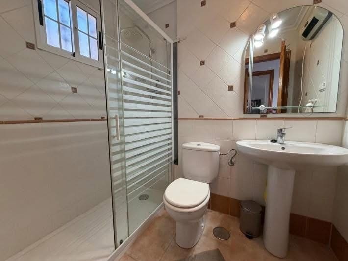 2 soverom Kjedet enebolig til salgs i Los Balcones med svømmebasseng garasje - € 227 000 (Ref: 10160638)