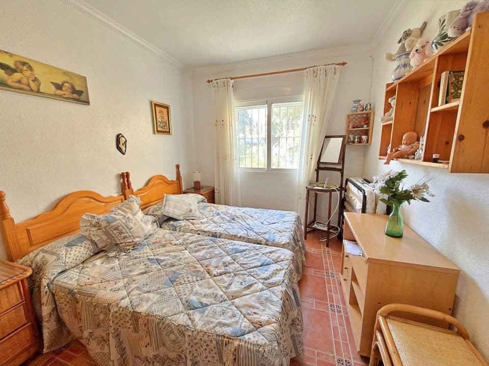 3 bedroom Villa for sale in San Miguel de Salinas with pool garage - € 369,000 (Ref: 10160793)