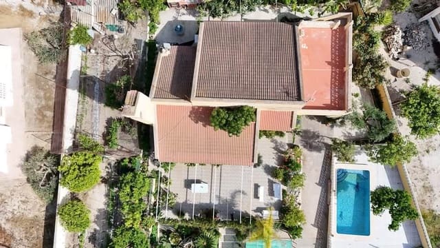 3 quarto Moradia para venda em San Miguel de Salinas com piscina garagem - 369 000 € (Ref: 10160793)